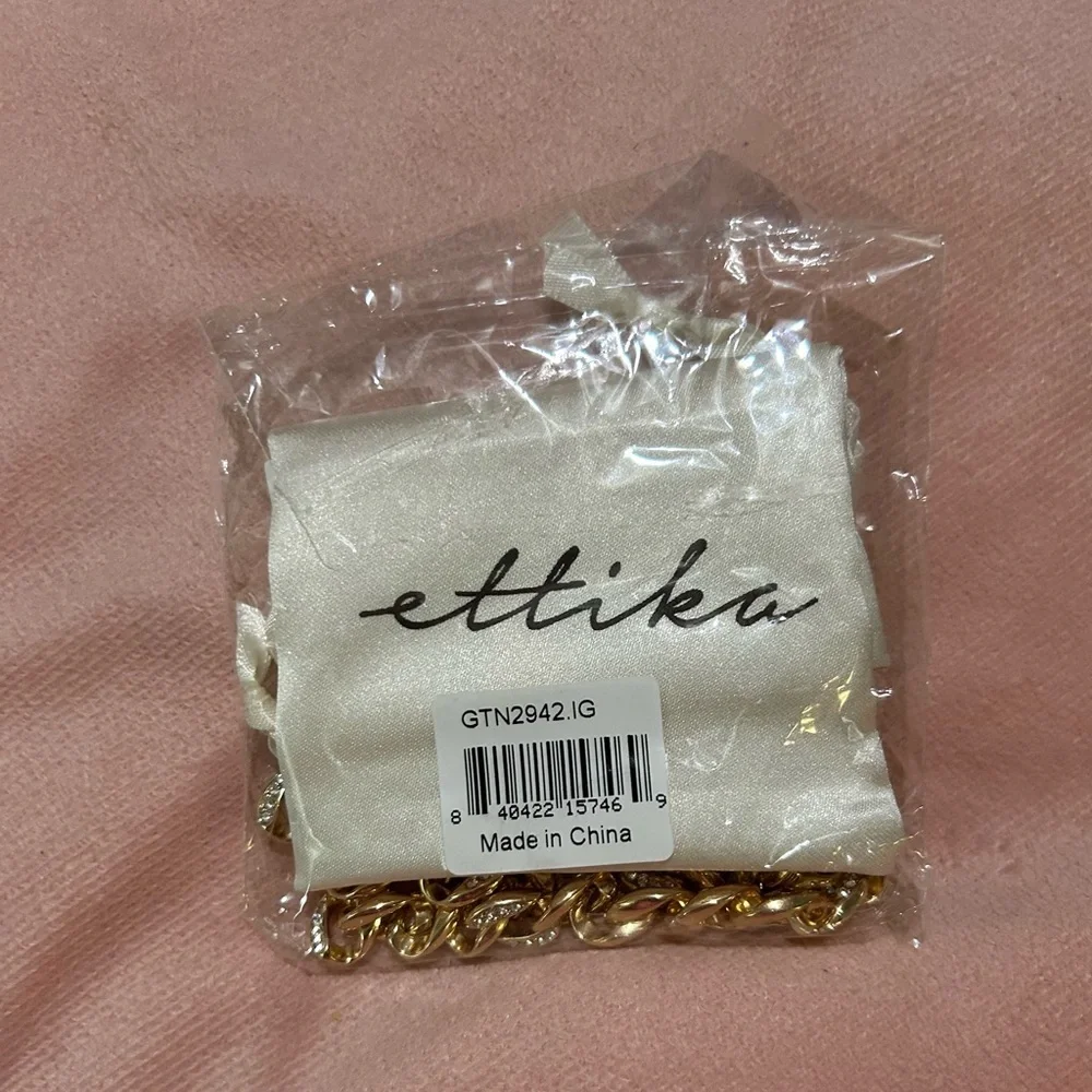 Ettika Iced Gold Choker - Picture 4 of 4